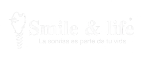 Logo Smile & life® blanco sin fondo